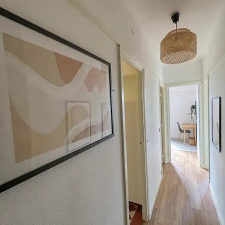 Flexliving - - Entrepreneur Nyaraló