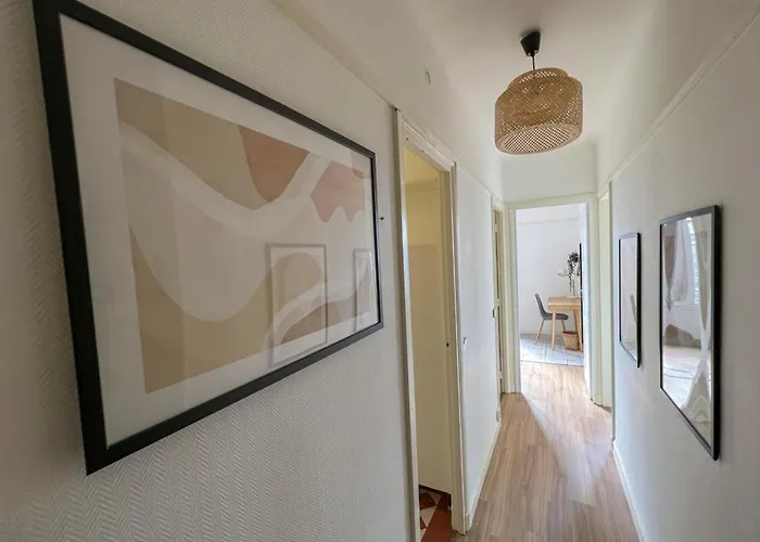 Flexliving - - Entrepreneur Nyaraló